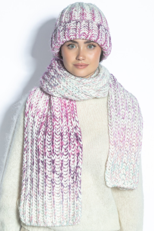 WOOL HAT AND SCARF SET WITH A CHUNKY KNIT F1768