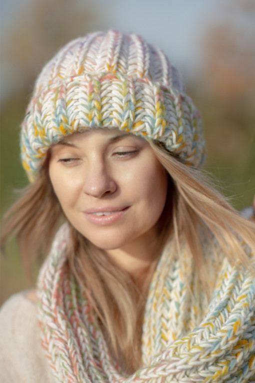 WOOL HAT AND SCARF SET WITH A CHUNKY KNIT F1766